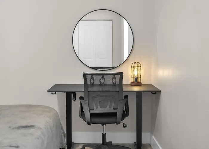 Апартаменты Comfortably Well-furnished 1br Unit In West Loop - Grand Rep Чикаго