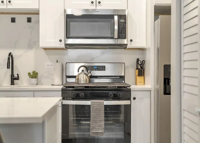 Comfortably Well-furnished 1br Unit In West Loop - Grand Rep * Чикаго