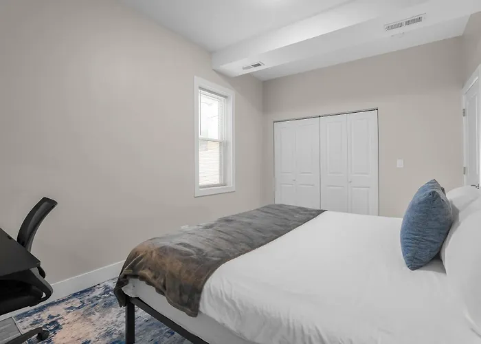 Comfortably Well-furnished 1br Unit In West Loop - Grand Rep Чикаго